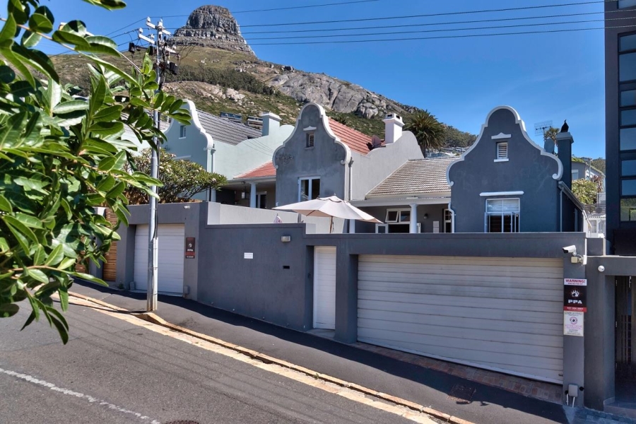 3 Bedroom Property for Sale in Fresnaye Western Cape